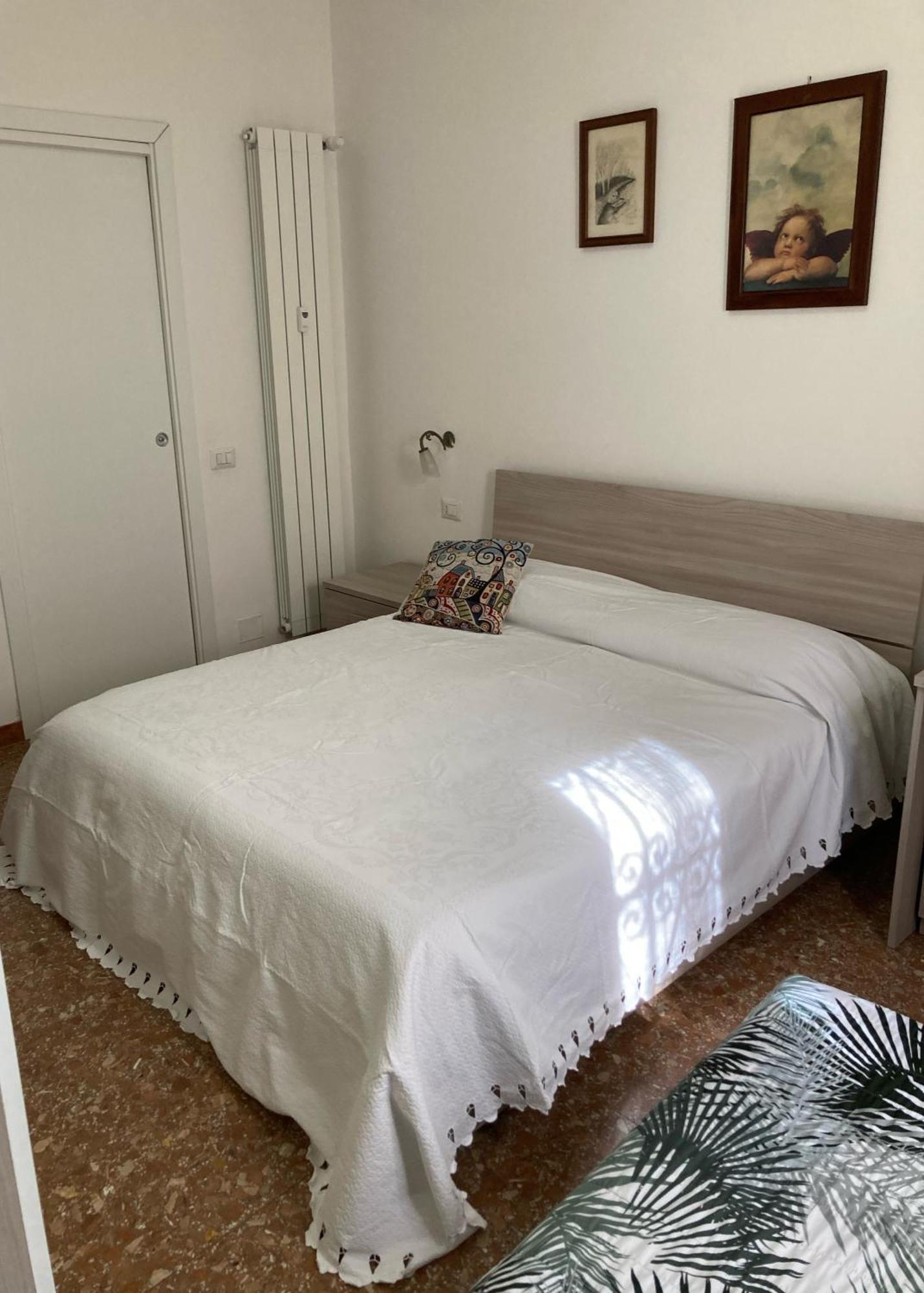 Oreglia House * Rom